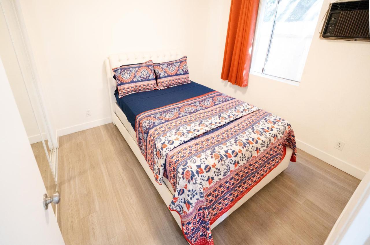 Cozy Small 2 Bedroom In Koreatown/Hollywood Los Angeles Esterno foto